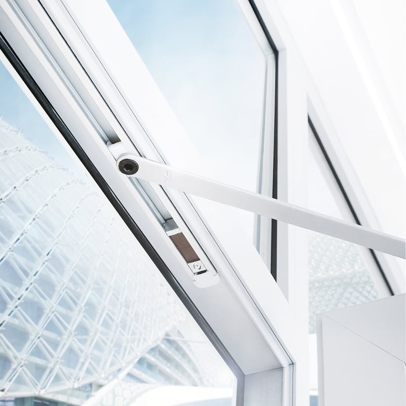 ferme-porte-its-96-3-6501766fa82232.77208830.jpg