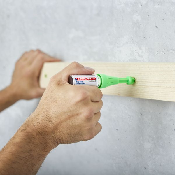 marqueur-spray-zone-inaccessible-vert-fluo-8870-1-684016da4bf609.61474017.jpg