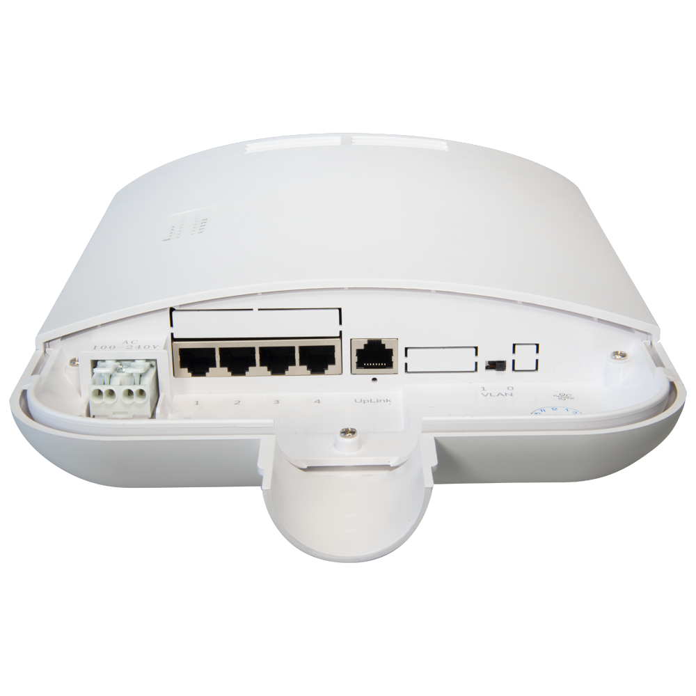 switch-poe-exterieur-4-64873833617582.05743061.png