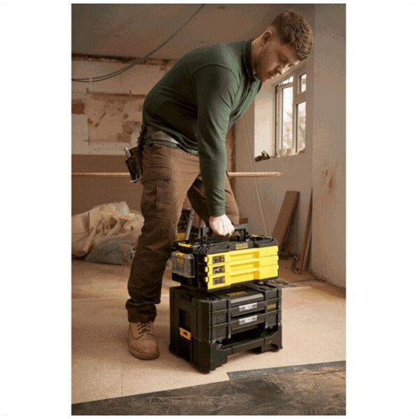 Boite 3 tiroirs outillée pro-stack™ – 126 pcs