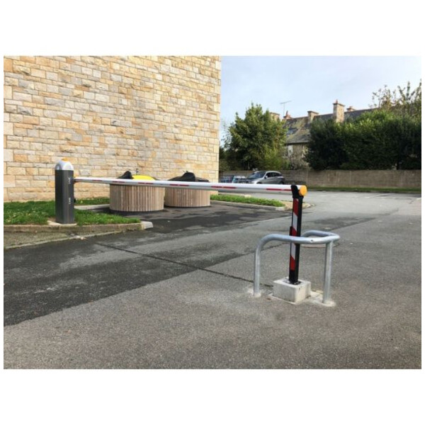 Étrier protection à sceller