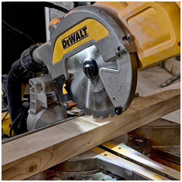 Scie à onglet radiale dws 777