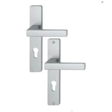 Poignée de porte large  toulon entraxe 195 mm